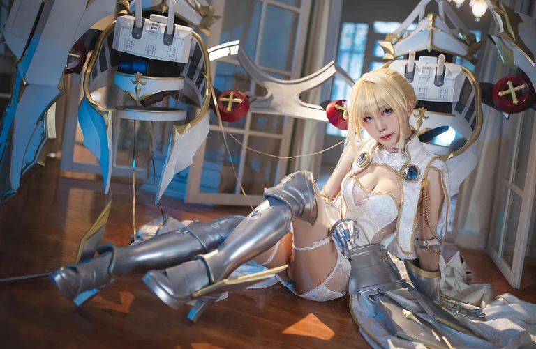 水淼Aqua《圣女贞德》主题写真：40张全套美图