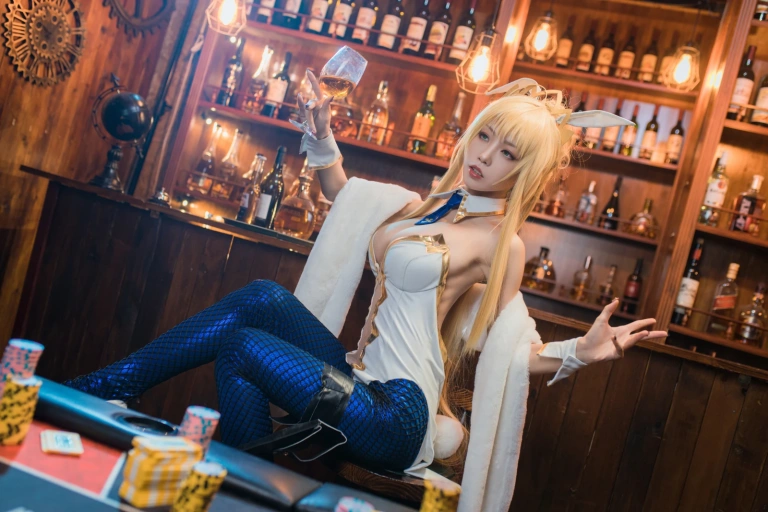 水淼Aqua《白枪呆》主题写真：26张全套美图
