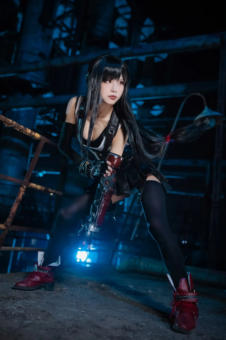 水淼Aqua《蒂法原皮》主题写真：20张全套美图