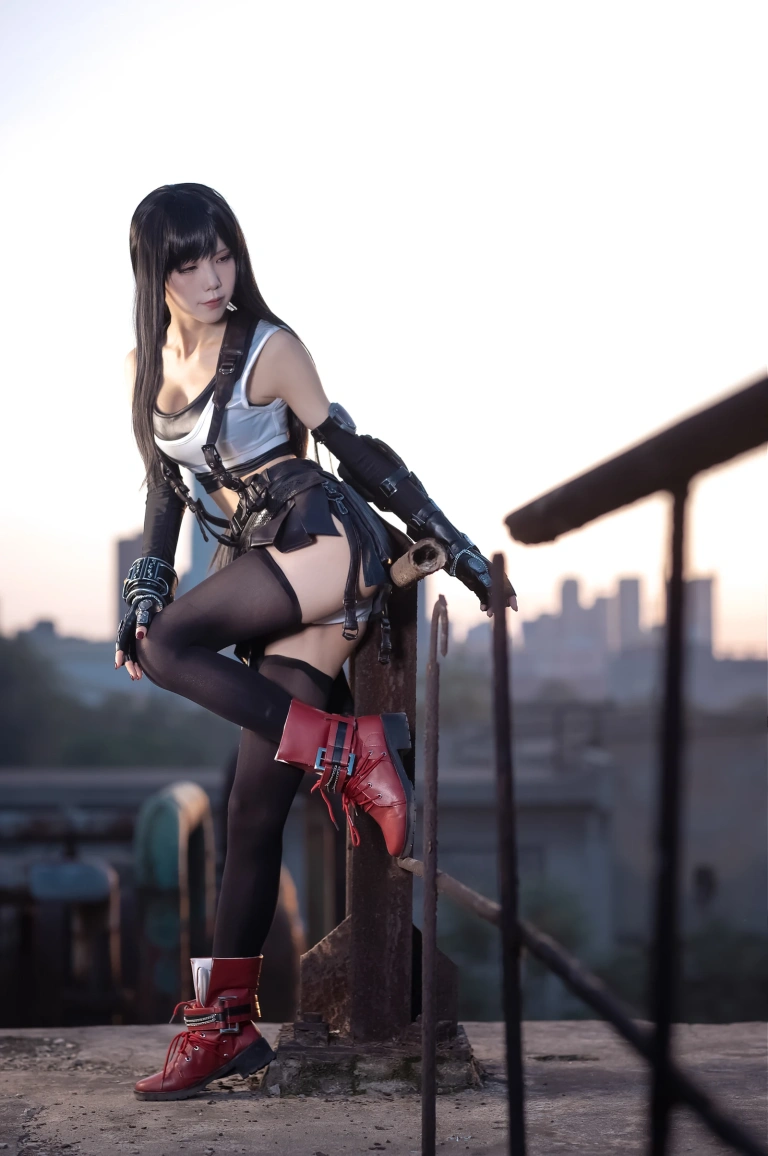 水淼Aqua《蒂法原皮》主题写真：20张全套美图