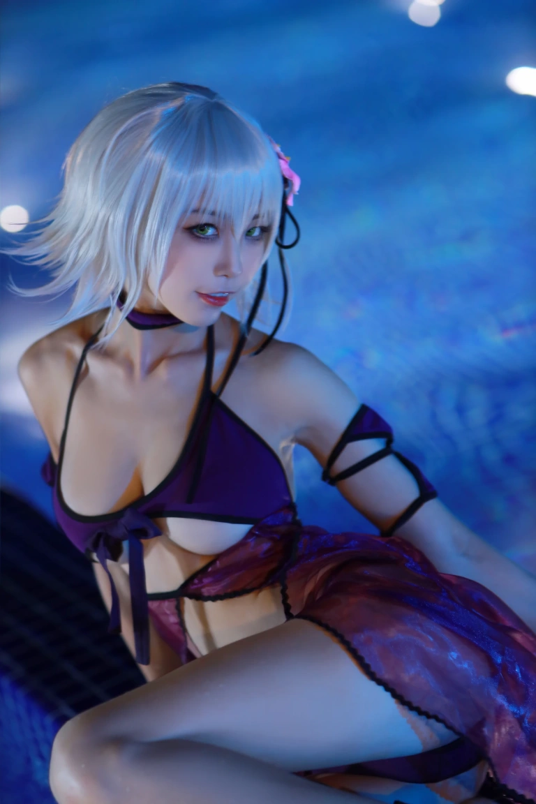 水淼Aqua《贞德泳装》主题写真：41张全套美图