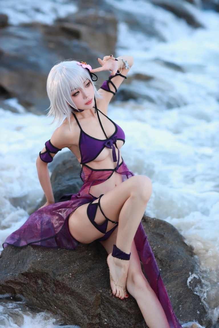 水淼Aqua《贞德泳装》主题写真：41张全套美图