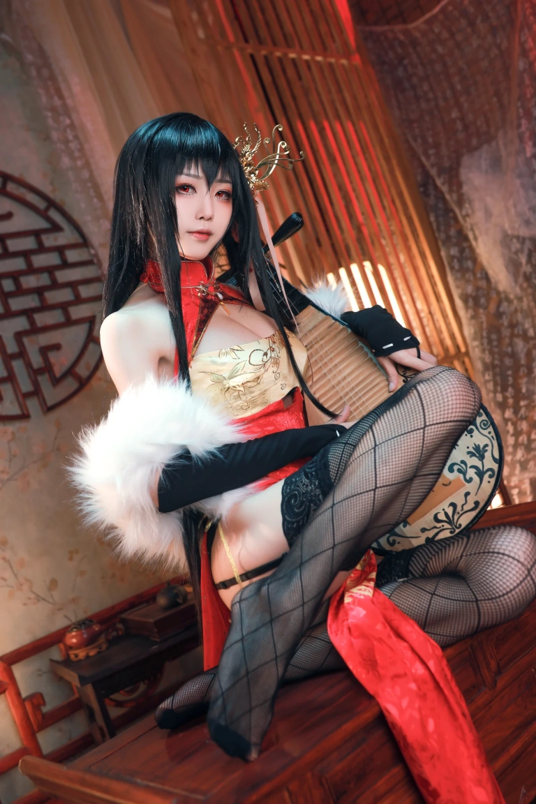 水淼Aqua《大凤 旗袍》主题写真：40张全套美图