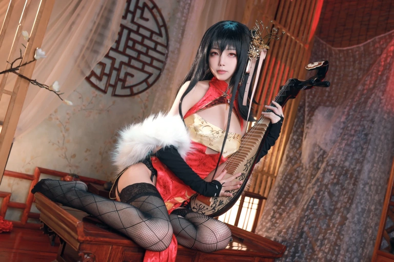 水淼Aqua《大凤 旗袍》主题写真：40张全套美图