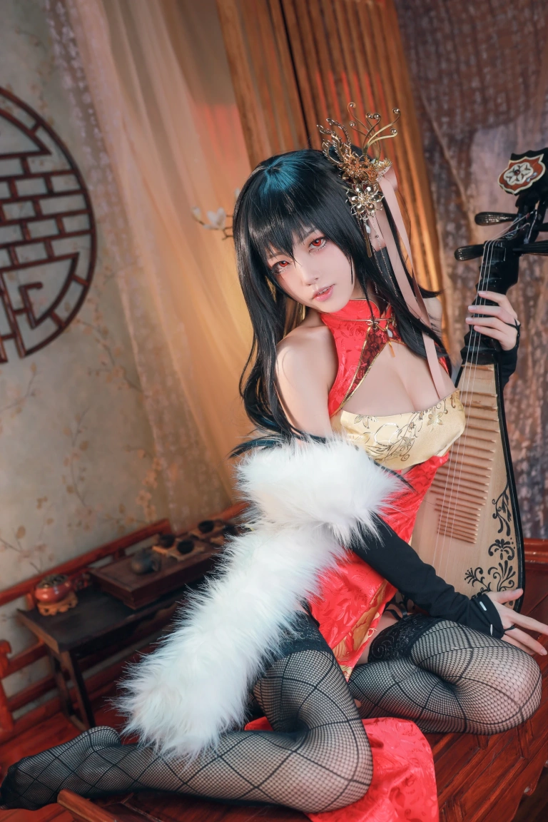 水淼Aqua《大凤 旗袍》主题写真：40张全套美图