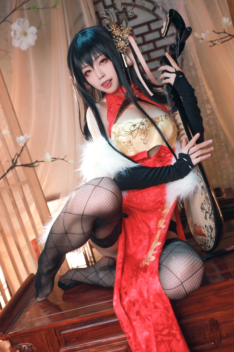 水淼Aqua《大凤 旗袍》主题写真：40张全套美图