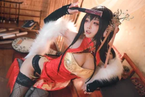 水淼Aqua《大凤 旗袍》主题写真：40张全套美图