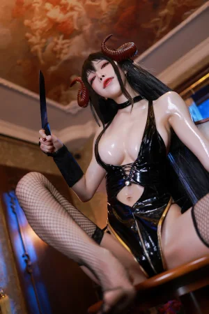 水淼Aqua《大凤 魅魔》主题写真：41张全套美图