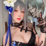 水淼Aqua《新春四组 路易九世》主题写真：52张全套美图，含1个视频