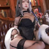 水淼Aqua《新春四组 路易九世》主题写真：52张全套美图，含1个视频