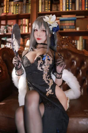 水淼Aqua《新春四组 路易九世》主题写真：52张全套美图，含1个视频