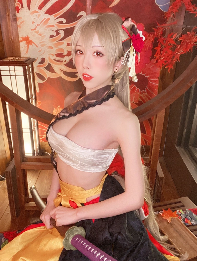 水淼Aqua《新春四组 让巴尔》主题写真：21张全套美图