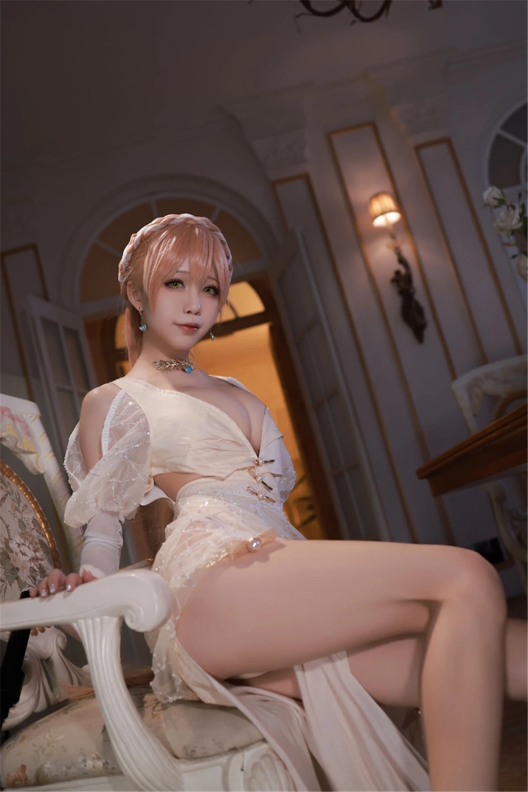 水淼Aqua《少女前线 OTS14》主题写真：20张全套美图