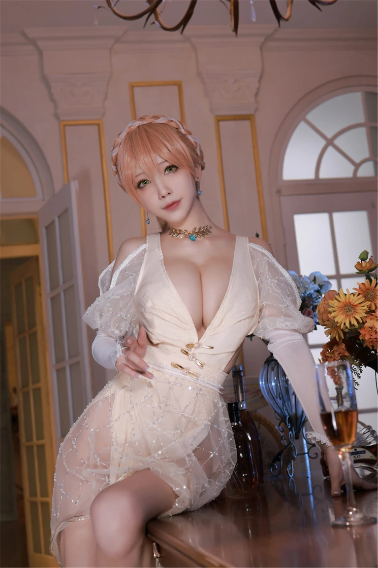 水淼Aqua《少女前线 OTS14》主题写真：20张全套美图
