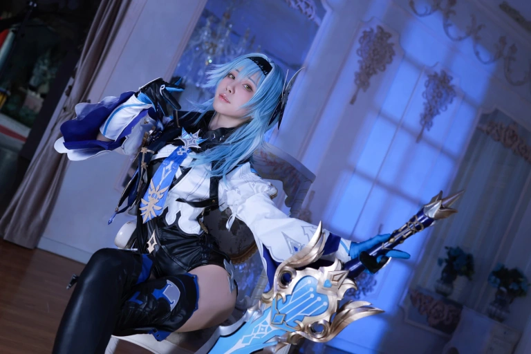 水淼Aqua《原神 优菈》主题写真：90张全套美图