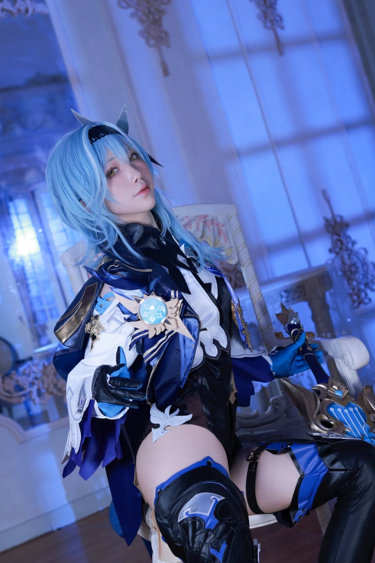 水淼Aqua《原神 优菈》主题写真：90张全套美图