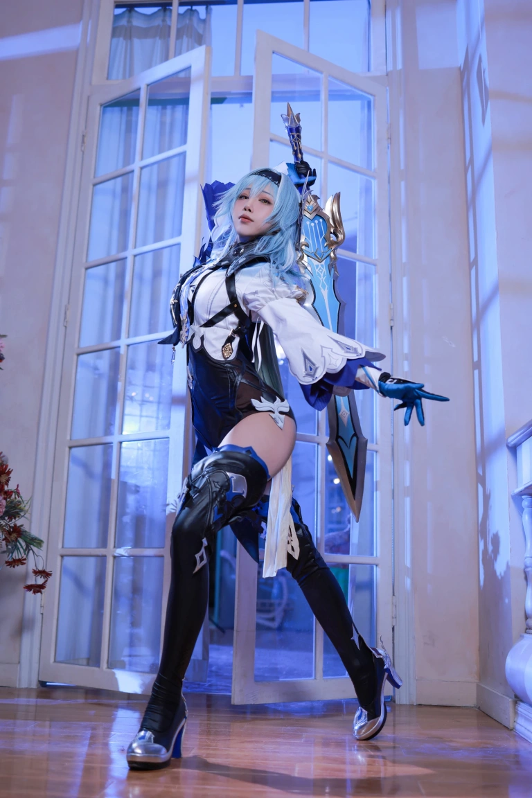 水淼Aqua《原神 优菈》主题写真：90张全套美图