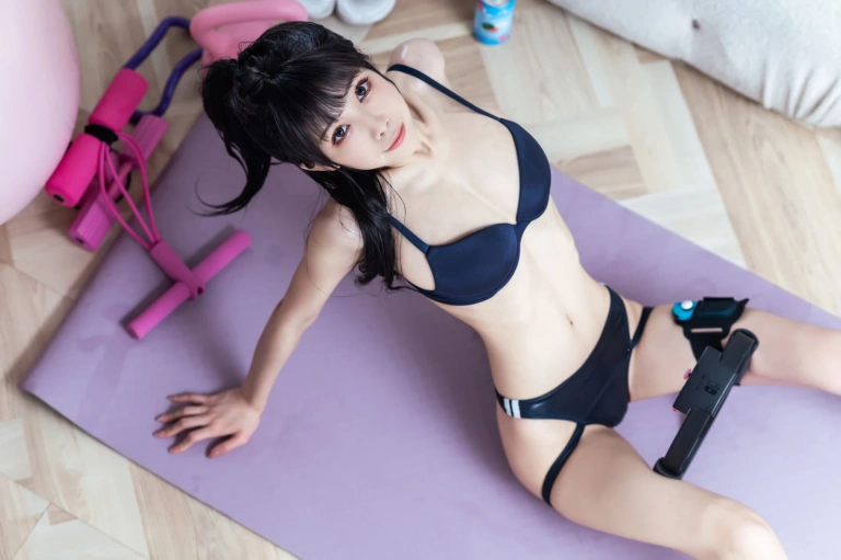 水淼Aqua《原创YOUTH 运动内衣》主题写真：41张全套美图，含1个视频