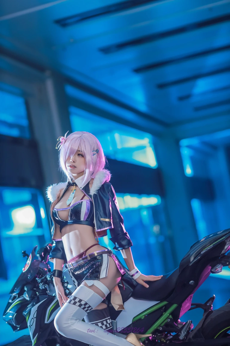 水淼Aqua《玛修赛车》主题写真：38张全套美图