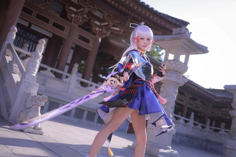 水淼Aqua《稻妻 神里绫华》主题写真：68张全套美图，含1个视频