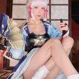 水淼Aqua《稻妻 神里绫华》主题写真：68张全套美图，含1个视频