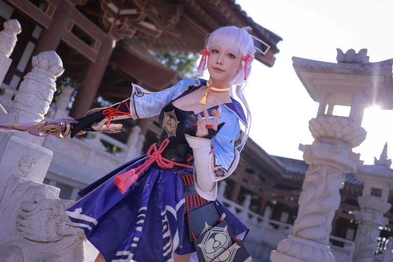 水淼Aqua《稻妻 神里绫华》主题写真：68张全套美图，含1个视频