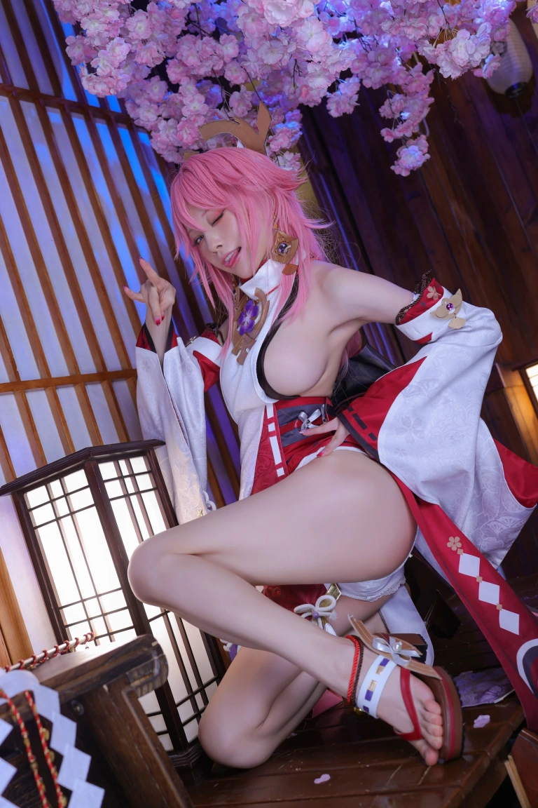 水淼Aqua《稻妻 八重神子》主题写真：52张全套美图