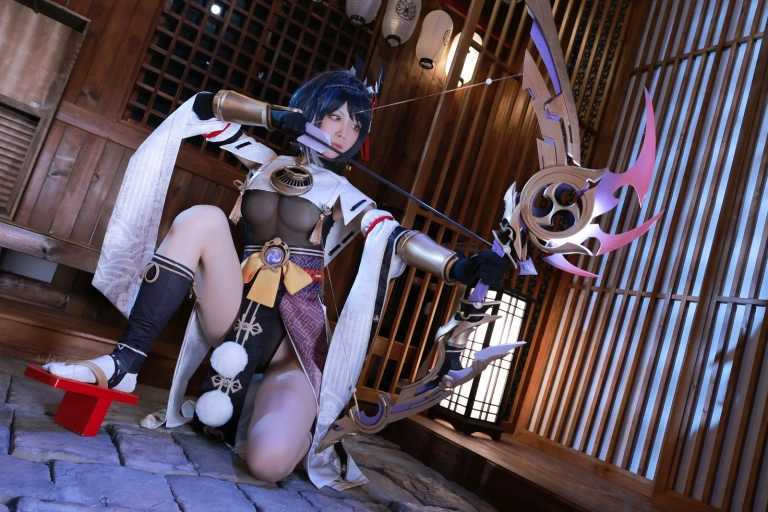 水淼Aqua《稻妻 九条裟罗》主题写真：62张全套美图