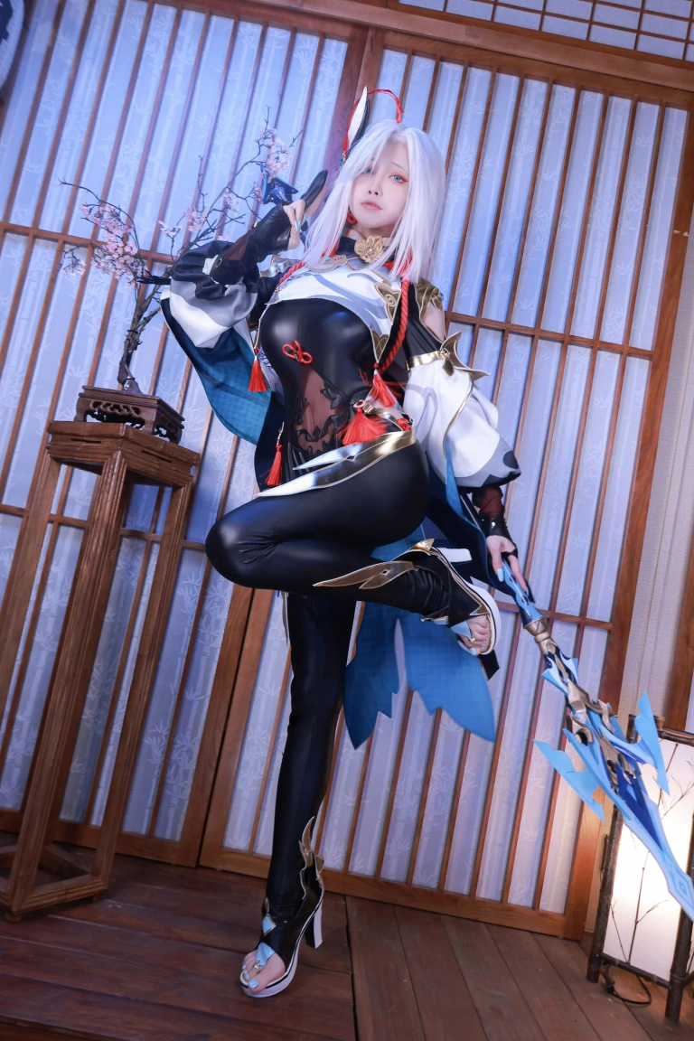 水淼Aqua《原神 申鶴》主题写真：90张全套美图