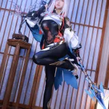 水淼Aqua《原神 申鶴》主题写真：90张全套美图