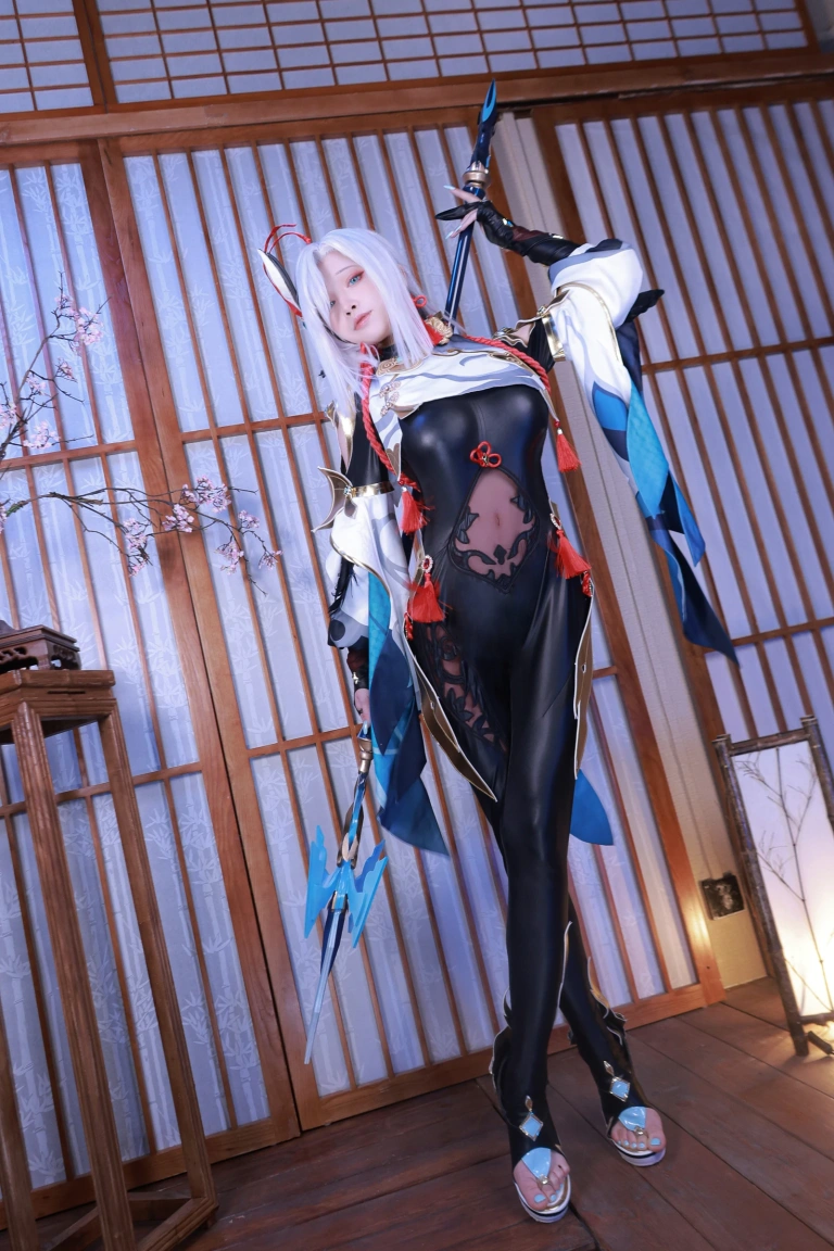 水淼Aqua《原神 申鶴》主题写真：90张全套美图