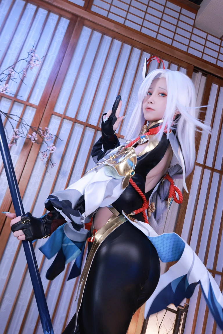 水淼Aqua《原神 申鶴》主题写真：90张全套美图