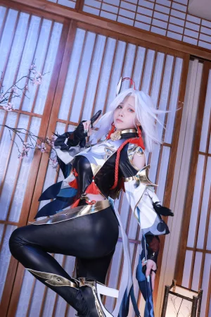 水淼Aqua《原神 申鶴》主题写真：90张全套美图