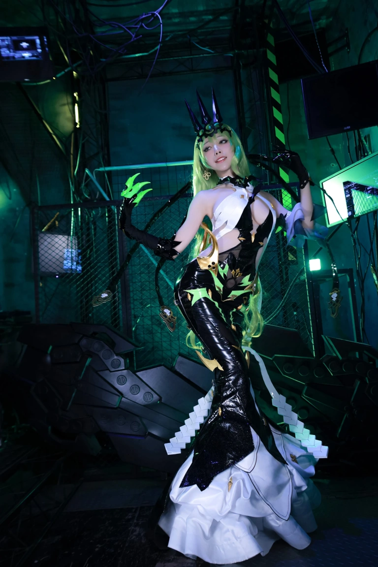 水淼Aqua《梅比乌斯》主题写真：19张全套美图