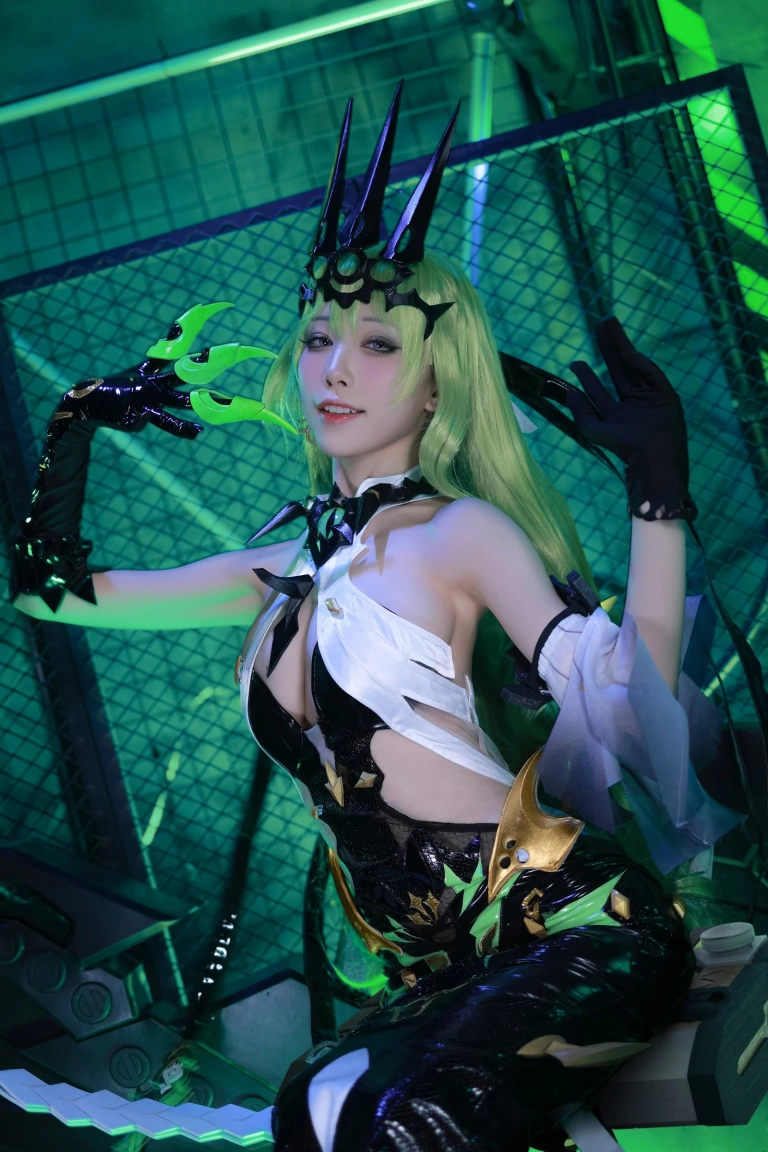 水淼Aqua《梅比乌斯》主题写真：19张全套美图