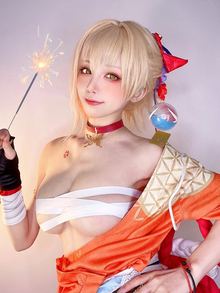 水淼Aqua《稻妻 宵宫 自拍》主题写真：18张全套美图