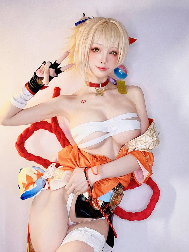水淼Aqua《稻妻 宵宫 自拍》主题写真：18张全套美图