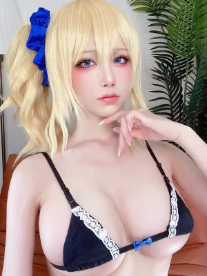 水淼Aqua《早坂 愛 自拍》主题写真：20张全套美图