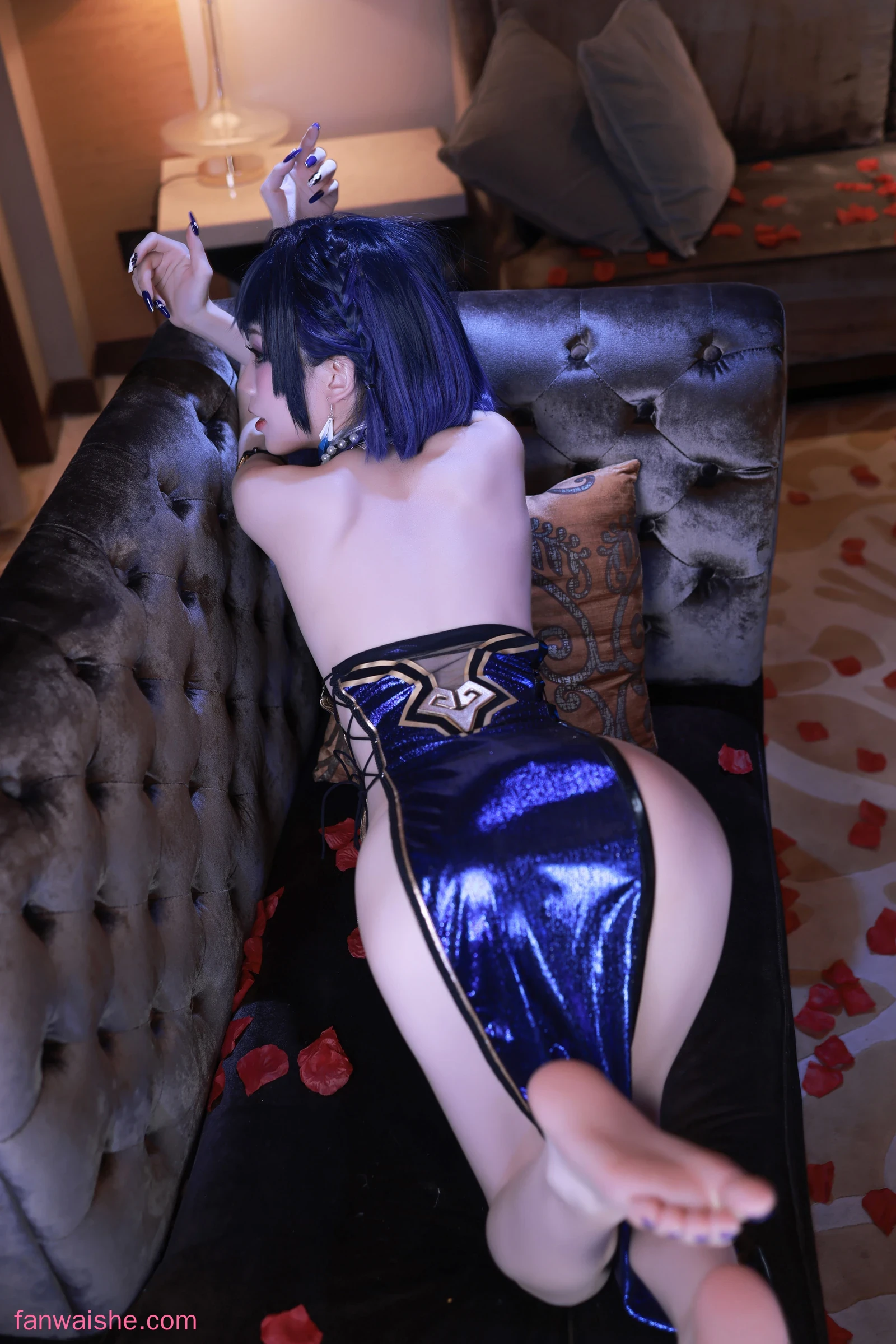 水淼Aqua 水淼Aqua NO.143 - 夜阑同人礼服+自拍