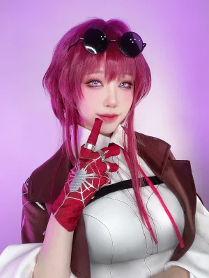 水淼Aqua《Fantia 2023年06月会员订阅 カフカ🕸️ 卡芙卡》主题写真：16张全套美图