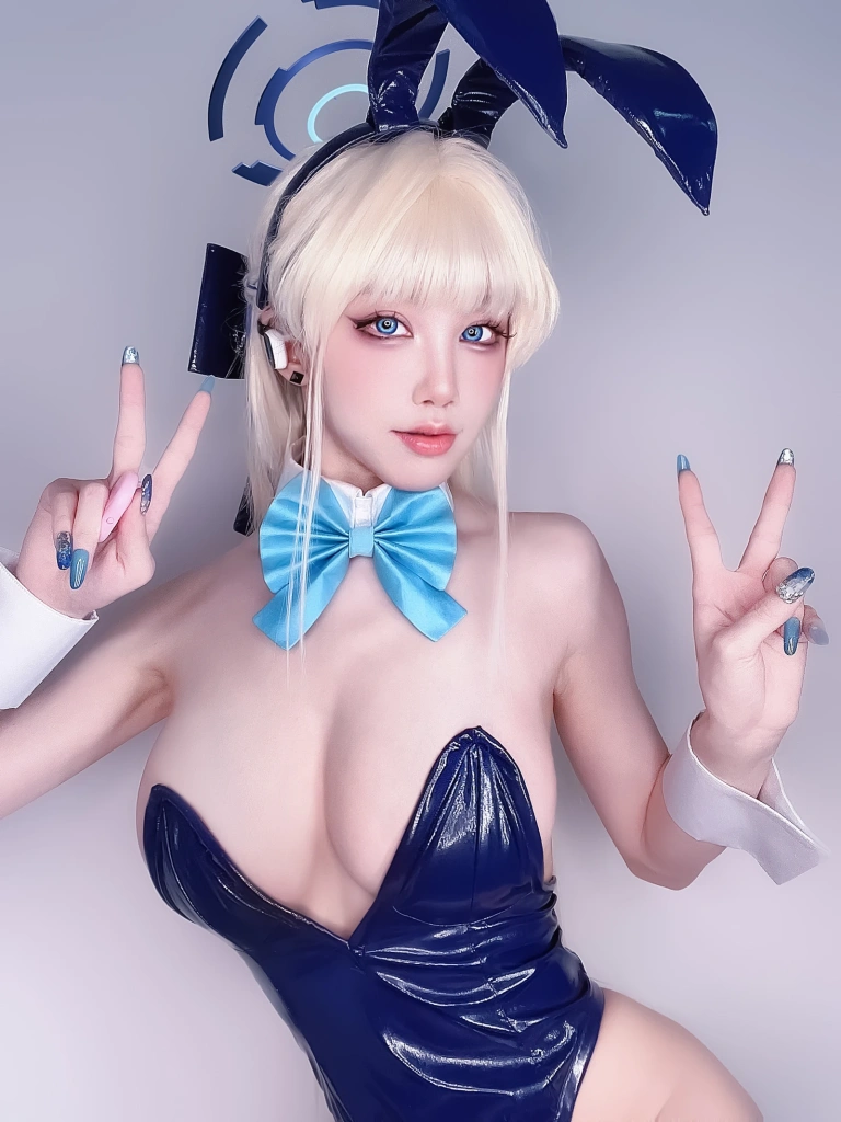 水淼Aqua《Fantia 2023年06月会员订阅 飛鳥馬トキ✌️》主题写真：20张全套美图