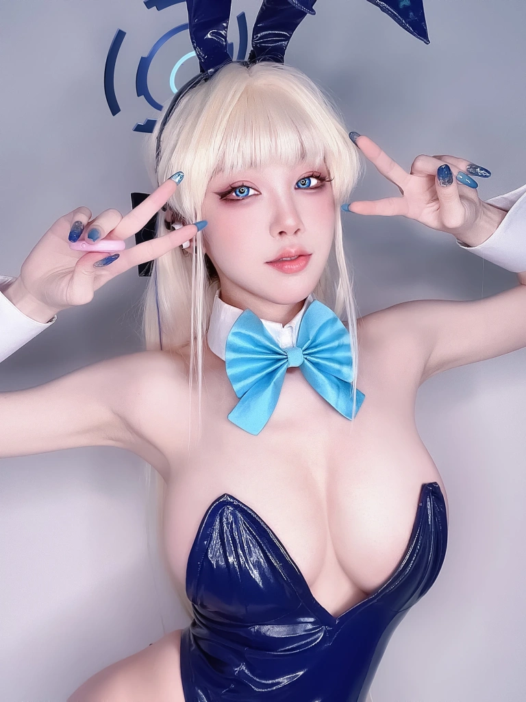 水淼Aqua《Fantia 2023年06月会员订阅 飛鳥馬トキ✌️》主题写真：20张全套美图