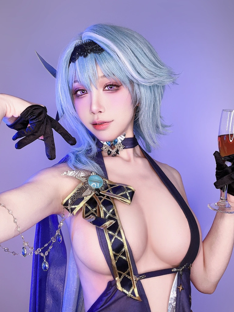 水淼Aqua《Fantia 2023年08月会员合集（3期）》主题写真：78张全套美图