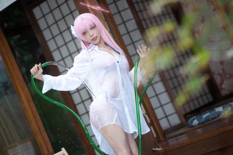 水淼Aqua《Fantia 2023年10月会员合集（2期）》主题写真：50张全套美图