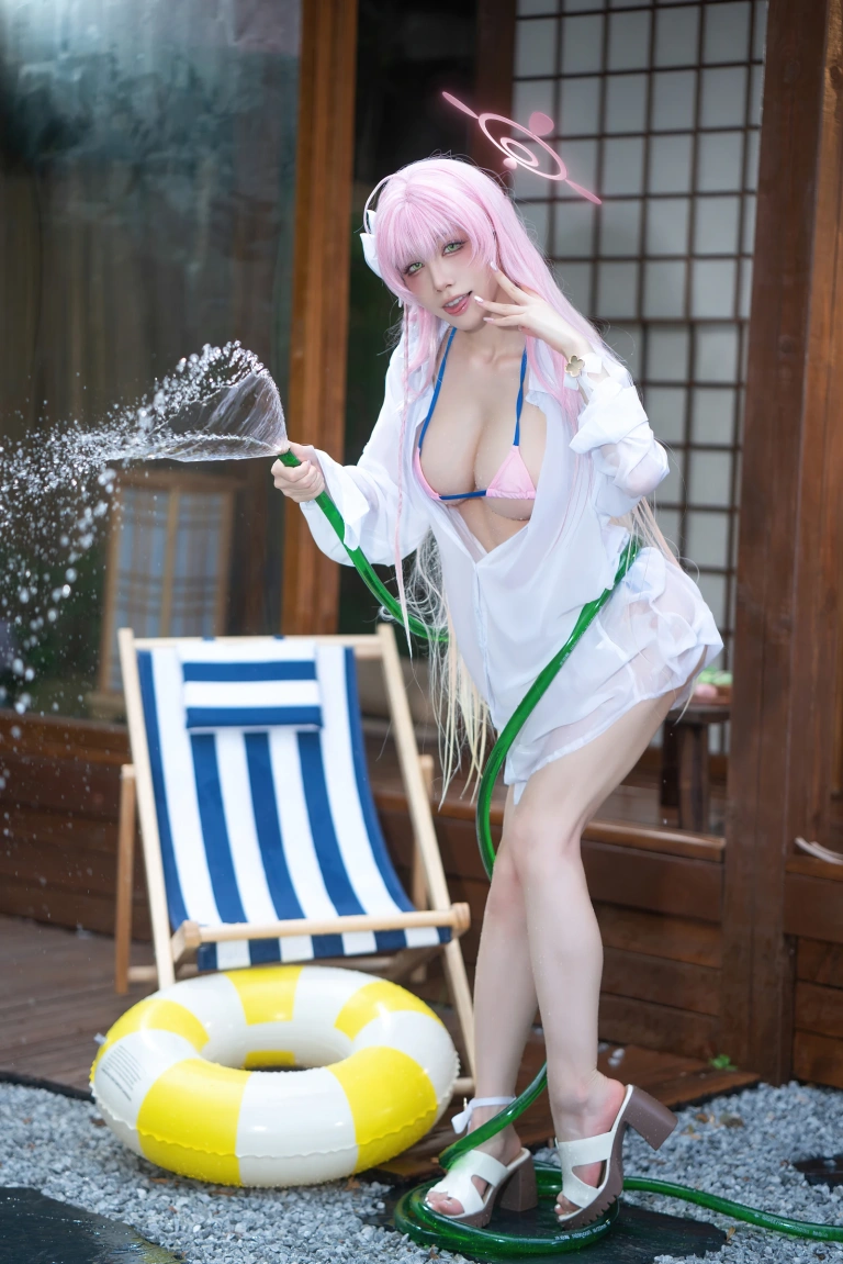 水淼Aqua《浦和ハナコ❣️一緒に涼しくなりませんか？》主题写真：40张全套美图