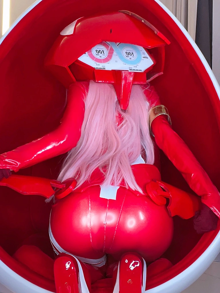水淼Aqua《Fantia 2023年12月 02❣️》主题写真：27张全套美图