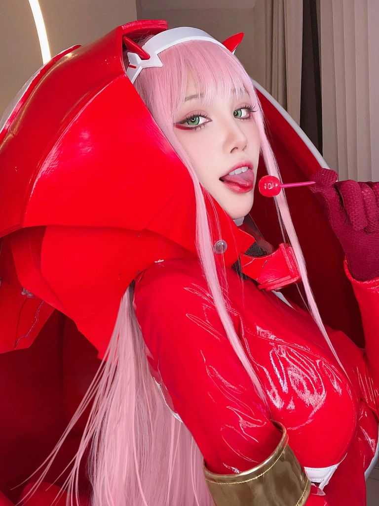 水淼Aqua《Fantia 2023年12月 02❣️》主题写真：27张全套美图