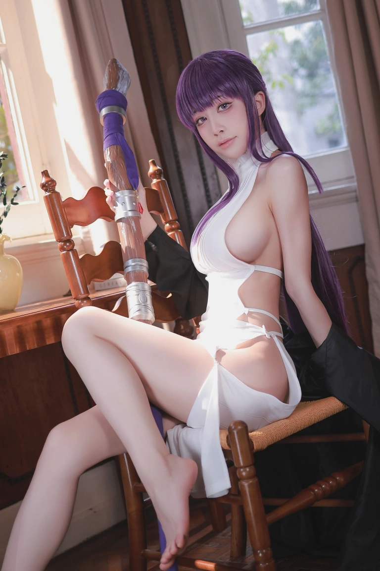 水淼Aqua《葬送のフリーレン フェルン コスプレ》主题写真：129张全套美图
