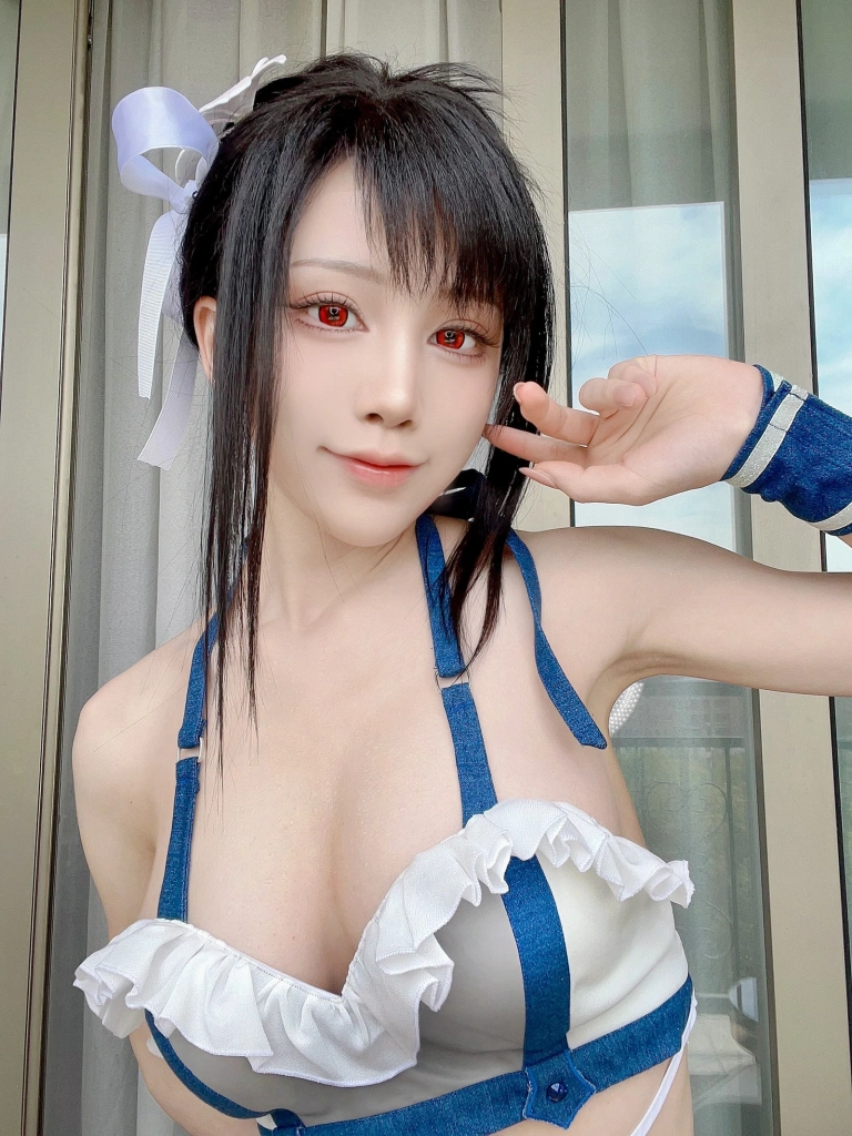 水淼Aqua《Fantia 2024年03月 ティファ🍹》主题写真：30张全套美图