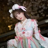 水淼Aqua《Fantia 2024年04月 桜が満開🌸》主题写真：17张全套美图